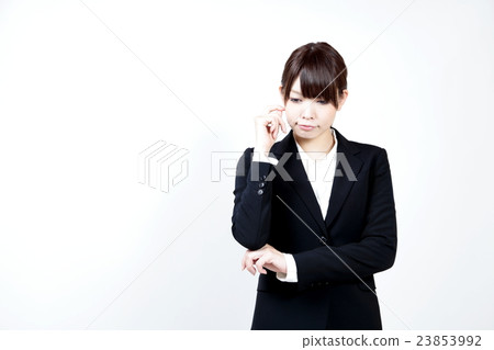 Thinking pose / business woman 23853992