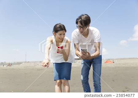 Pokemon GO image blue sky couple beach beach Shonan Enoshima style Pokemon GO image blue sky couple beach beach Shonan Enoshima style 23854077
