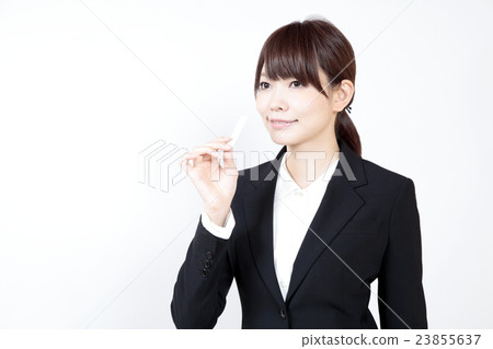 Bite gum / business scene 23855637