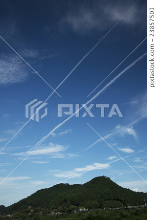 Blue sky and airplane cloud 23857501