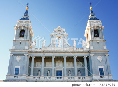 Real de La Almudena Cathedral  , Madrid 23857915