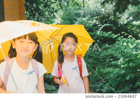 elementary student, primary school child, primary school student 23864687