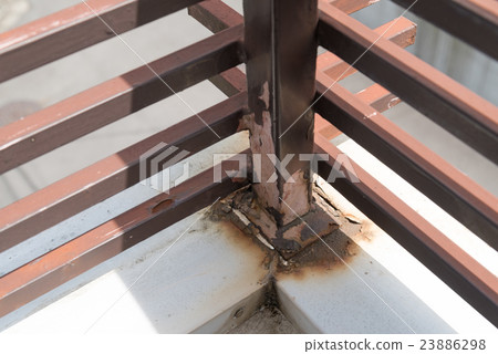 Balcony rust of handrails Balcony rust of handrails 23886298