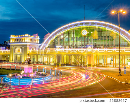 Night light view of Bangkok Central train station 23888657