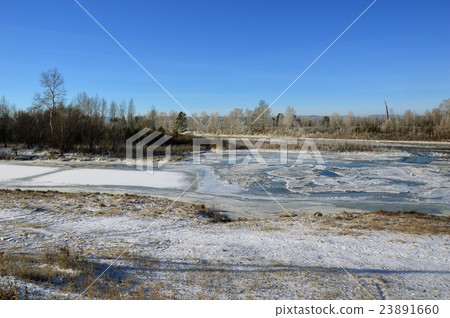 Nature in winter. The ice on the river froze.Siber Nature in winter. The ice on the river froze.Siber 23891660