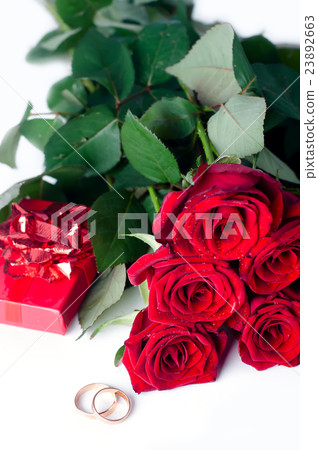 Two gold wedding 23892663