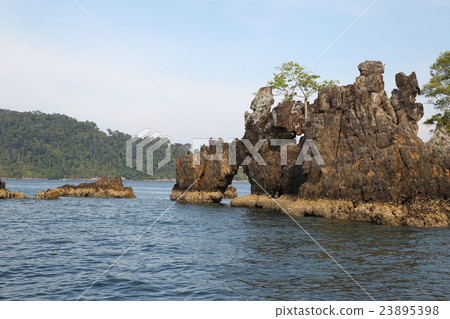 scenic views of the coastline of archipelago scenic views of the coastline of archipelago 23895398