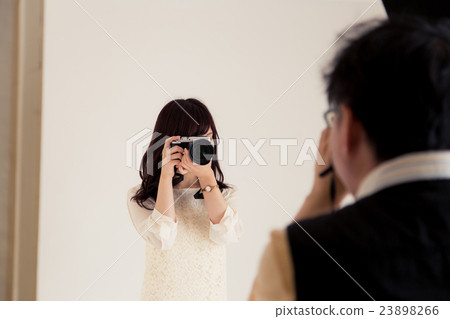 Photograph image 23898266