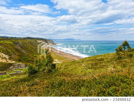 Beach Azkorri or Gorrondatxe view. Beach Azkorri or Gorrondatxe view. 23898832