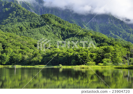 Togakushi and the mirror pond 23904720