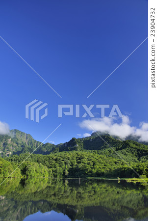 Togakushi and the mirror pond Togakushi and the mirror pond 23904732