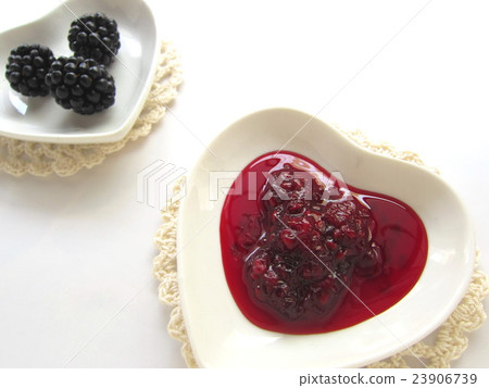 Handmade jam with blackberry 23906739