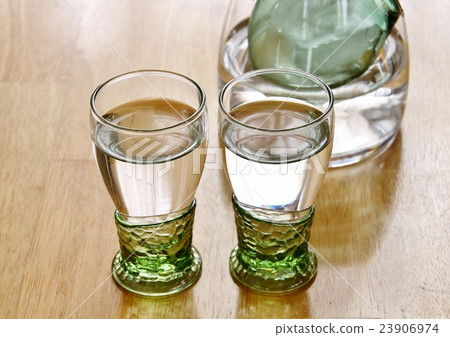 Relax with cold sake Relax with cold sake 23906974