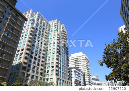 Apartment in Los Angeles 23907220