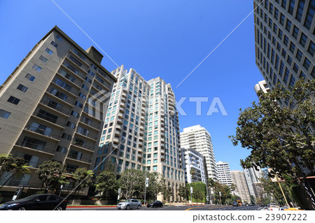 Apartment in Los Angeles 23907222