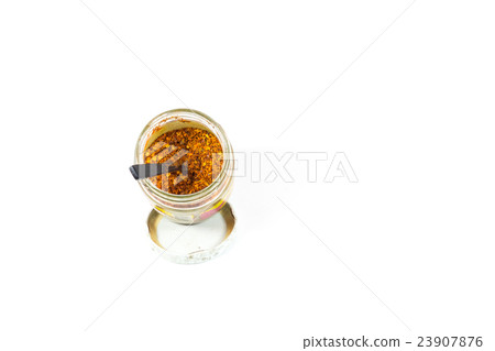 Isolated ground chilli 23907876