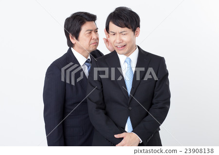 Two eagle doing businessmen 23908138