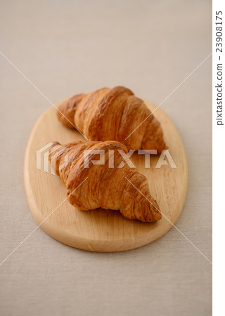 新月形麵包 23908175