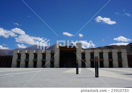 Lhasa Station 23910783