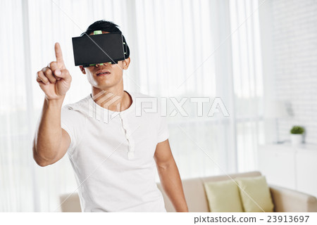 Examining cyberspace Examining cyberspace 23913697