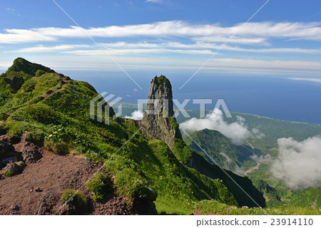 Rishiriyama頂部的Nampo和燭台 23914110