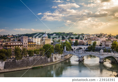 Tiber river in Rome 23918391