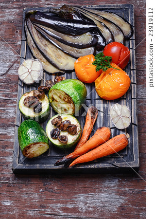 Stewed summer vegetables 23919112