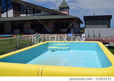 Nursery school 23920535