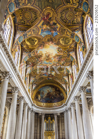 The chapel of Versailles Palace in Paris The chapel of Versailles Palace in Paris 23920652