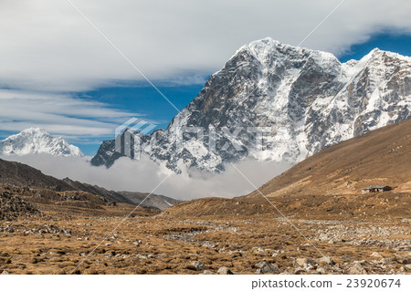 Mount everest base camp trek himalayas 23920674