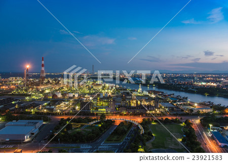 四日市港口復雜工廠夜景 四日市港口復雜工廠夜景 23921583