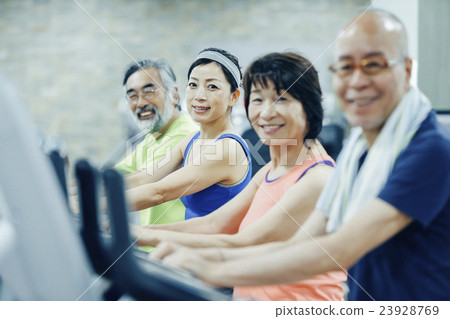 Senior machine training Senior machine training 23928769