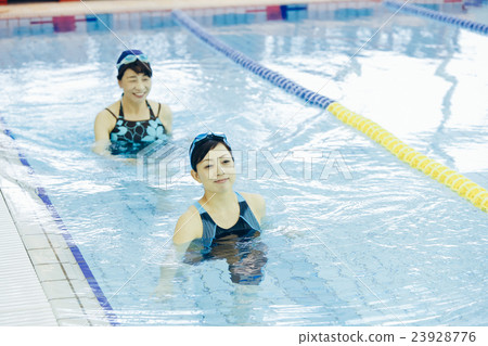 Senior Swimming _ 23928776