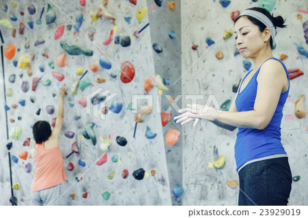 Senior Bouldering _ 23929019