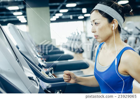 Senior machine training 23929065