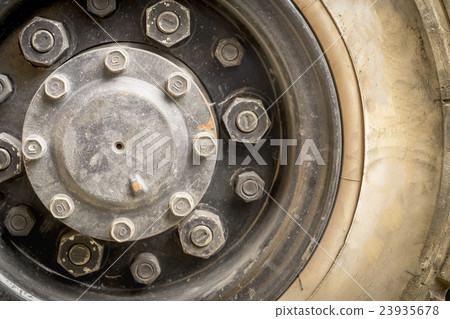 detail of wheels of old folk-lift 23935678