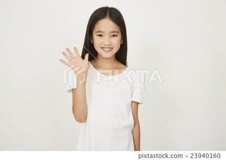 Elementary school student who poses 23940160