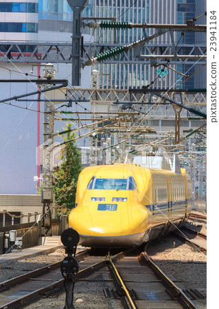 Shinkansen Doctor Yellow Shinkansen Doctor Yellow 23941184