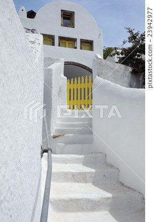 White House in the Village of Pyrgos White House in the Village of Pyrgos 23942977