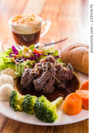 Ecole Cafe Ecole Cafe 23943676