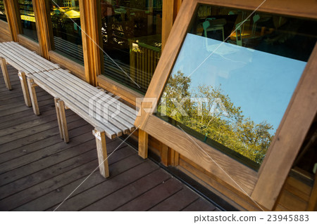 Beitou Public Library 23945883