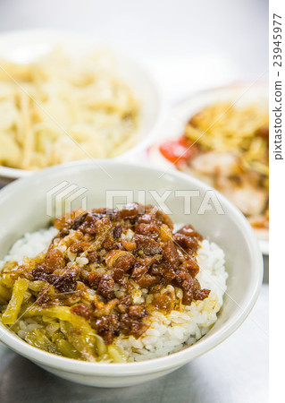 Peitou market snacks (shortie fiscal Lu meat dinner Gaoji Tea house Jianji ribs crispy noodles ) Peitou market snacks (shortie fiscal Lu meat dinner Gaoji Tea house Jianji ribs crispy noodles ) 23945977