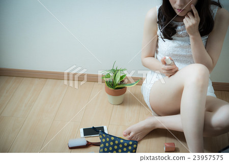 Beauty makeup woman Beauty makeup woman 23957575