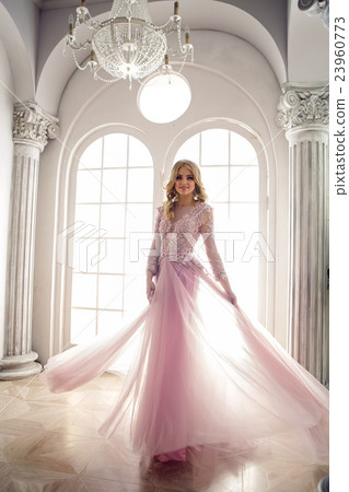 Woman Spinning Dress Woman Spinning Dress 23960773