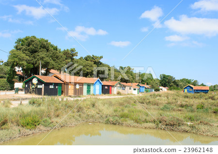 colorful cabins on the island oleron france colorful cabins on the island oleron france 23962148
