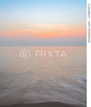 Beautiful sunrise at the beach 23964813