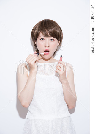 短髮女 短髮女 23982134