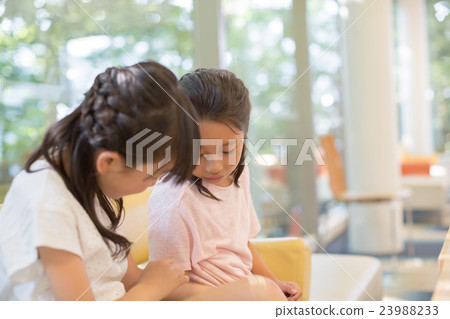 primary school student, schoolchild, schooler 23988233
