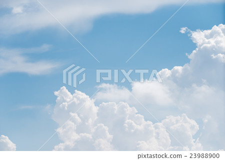 夏の雲 23988900