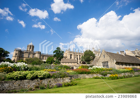 Oxford Christ Church War Memorial Garden 23989868